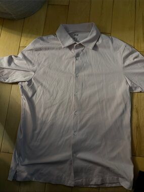 Uniqlo Men's Light Pink Short-Sleeve Button-Down Shirt